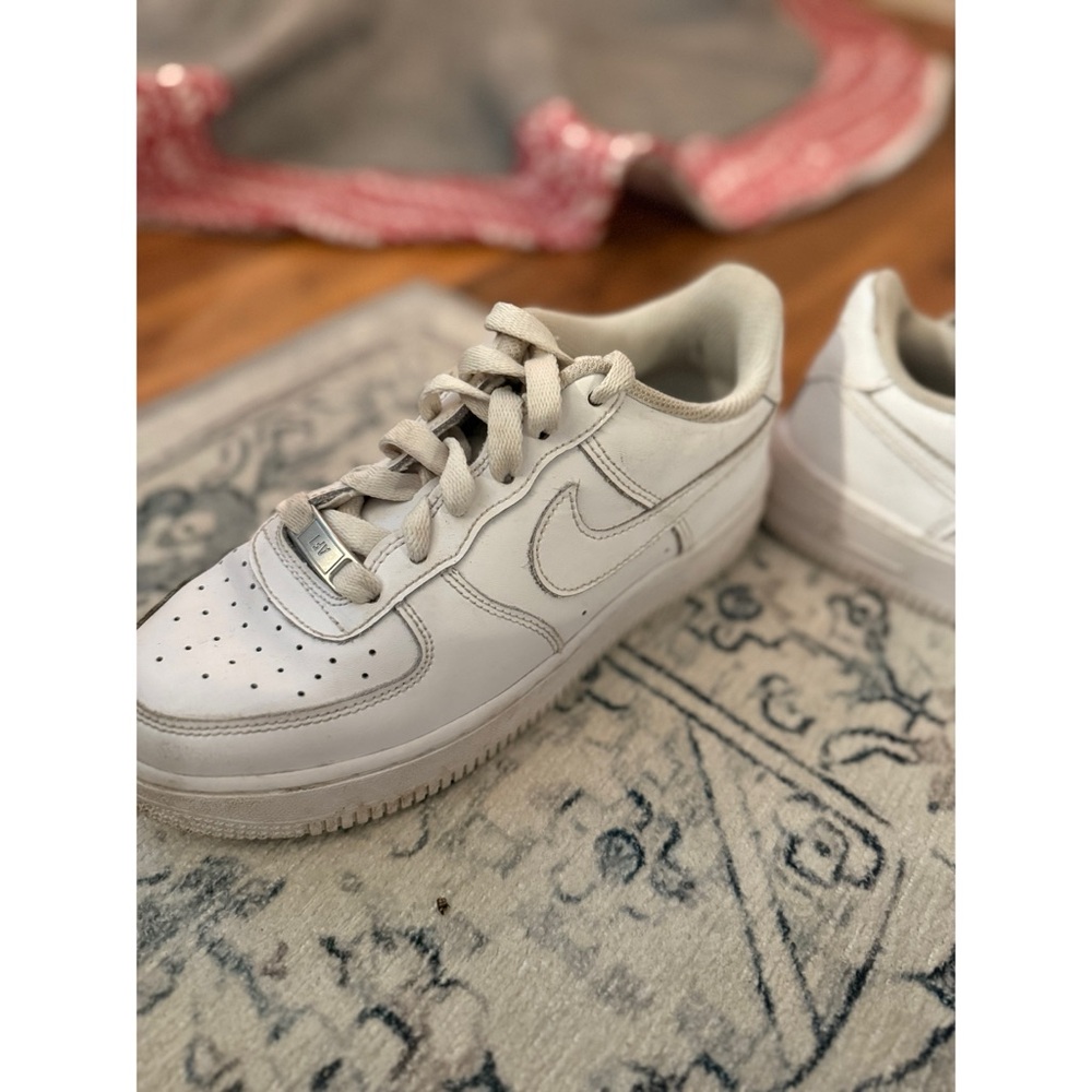 Nike Air Force 1 (Kids)